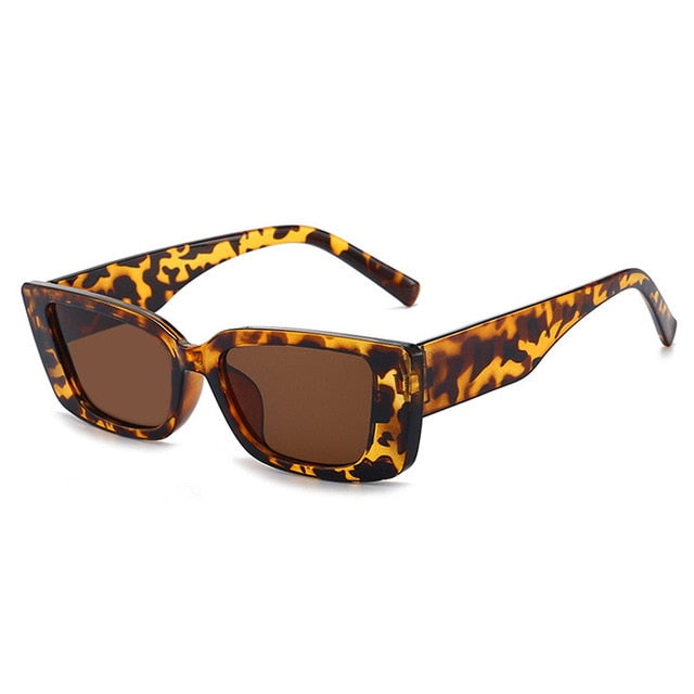 <font size="3" face="Rubik"><b>RILEY</b></font> <br> Rectangular Cat Eye Sunglasses