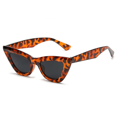 <font size="3" face="Rubik"><b>POSEY</b></font> <br>Retro Cat Eye Sunglasses